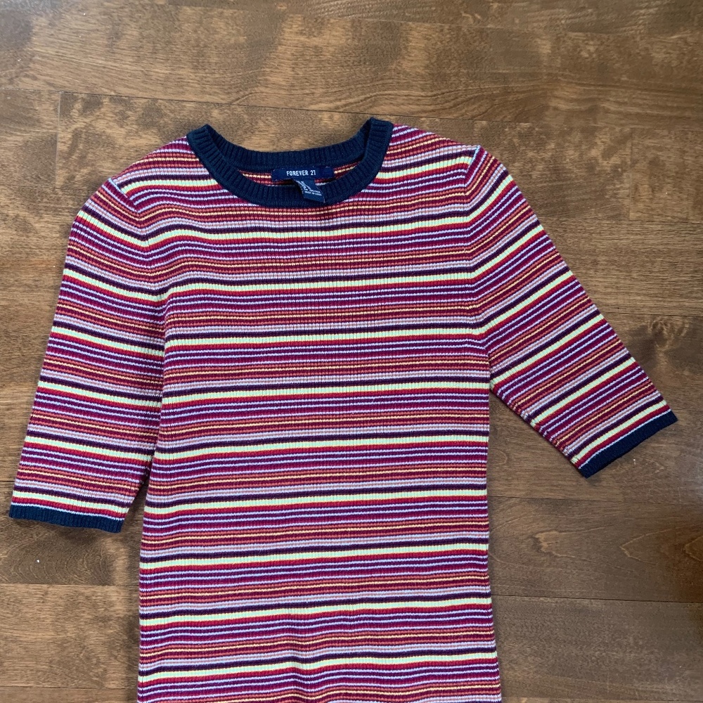 Forever 21 colourful knit t shirt